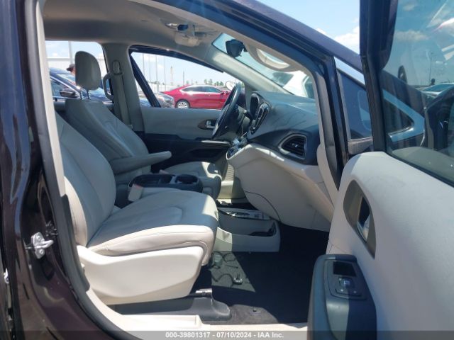 2C4RC1BG7HR603320 Chrysler Pacifica Touring-l