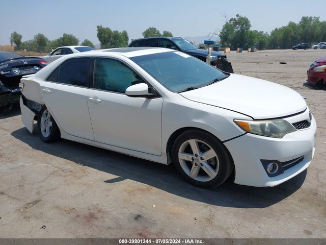 2014 4T1BF1FK1EU758737 main image