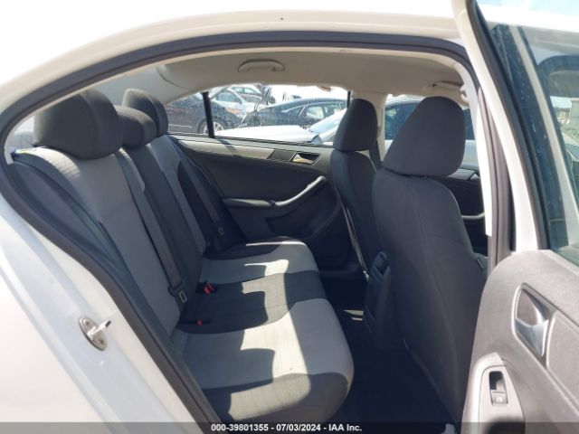 3VW2B7AJ4HM391906 Volkswagen Jetta 1.4t S