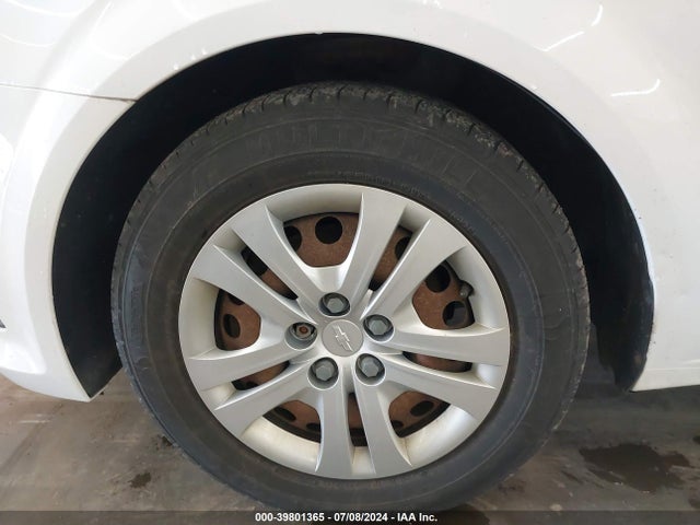Chevrolet Sonic Lt Auto 2017 1G1JG6SH5H4134165 Image 12