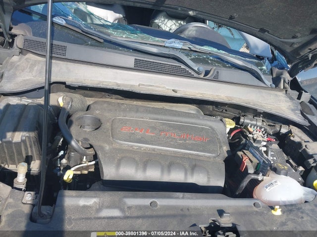 3C4NJCCBXJT420466 Jeep Compass Limited Fwd