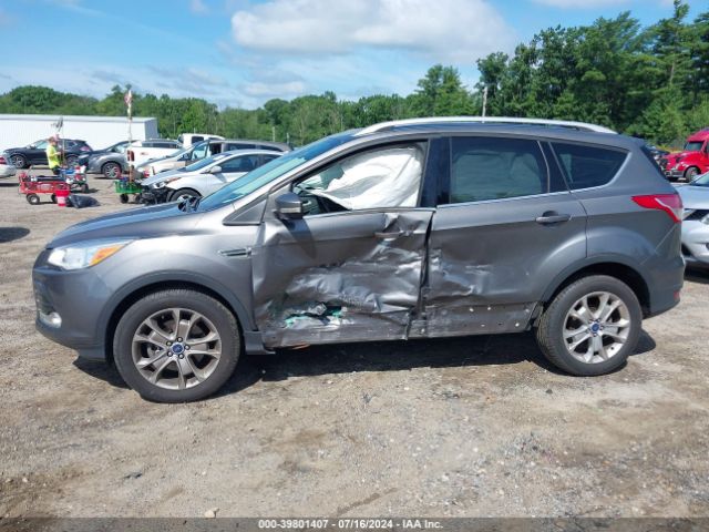 1FMCU9J98EUA33813 Ford Escape Titanium