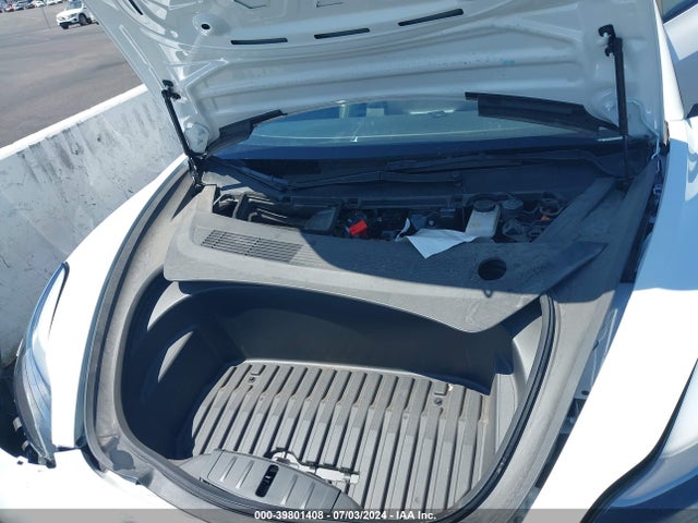 2023 TESLA MODEL 3 5YJ3E1EA1PF489882 Photo 9