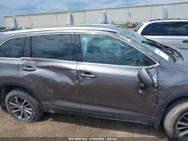 Toyota Highlander Xle 2019 5TDJZRFH2KS927304 Image 12