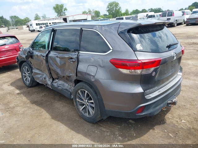 Toyota Highlander Xle 2019 5TDJZRFH2KS927304 Image 3