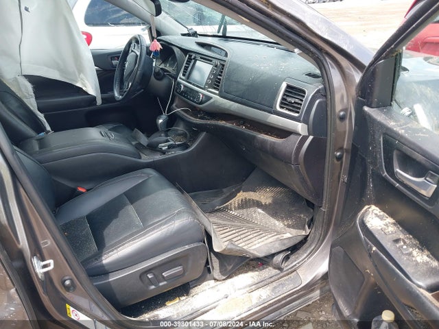 Toyota Highlander Xle 2019 5TDJZRFH2KS927304 Image 5