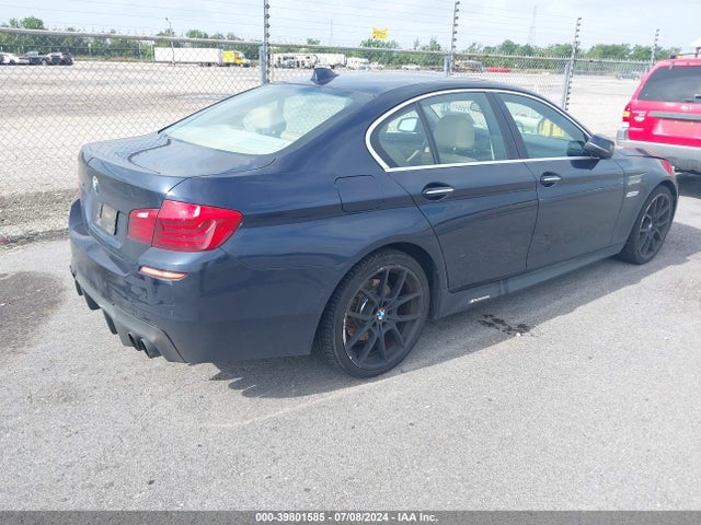 BMW 528i Xdrive 2014 WBA5A7C57ED613331 Image 4