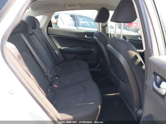 KNAGT4L37H5141887 KIA Optima Lx