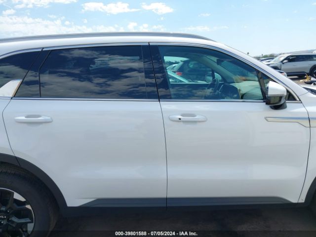 5XYRL4JC2RG264469 KIA SORENTO S