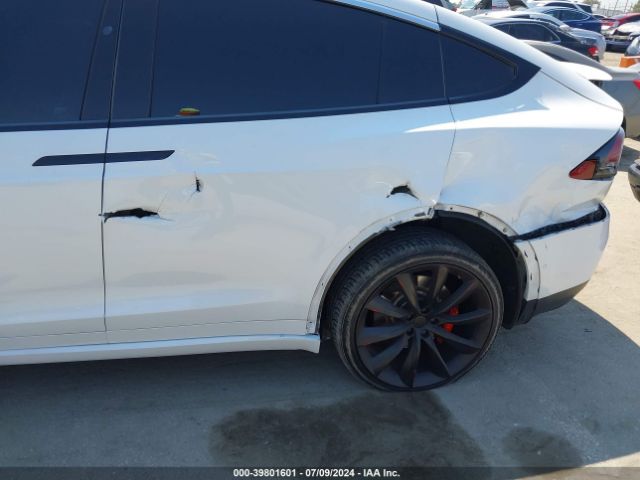 5YJXCBE40JF134197 Tesla Model X 100d/75d/p100d
