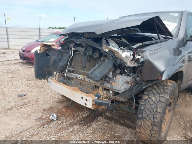 Toyota 4RUNNER SR5 2017 JTEZU5JR8H5148378 Image 17