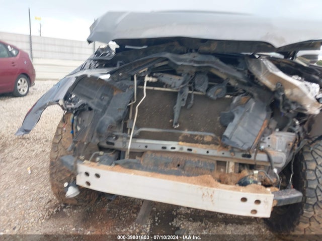 Toyota 4RUNNER SR5 2017 JTEZU5JR8H5148378 Image 18