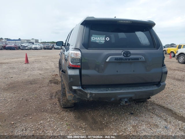 Toyota 4RUNNER SR5 2017 JTEZU5JR8H5148378 Image 3