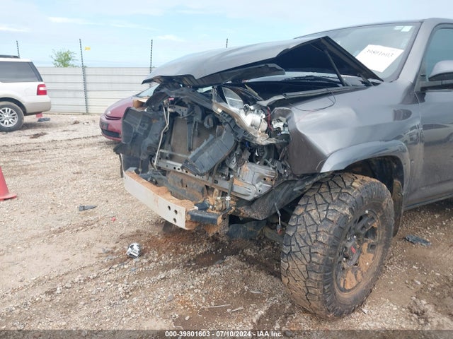 Toyota 4RUNNER SR5 2017 JTEZU5JR8H5148378 Image 6