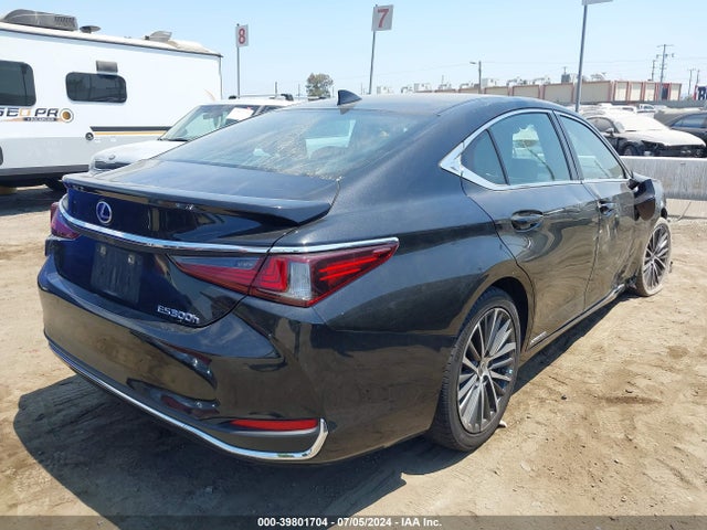 Lexus ES 300H 2022 58ADA1C10NU017944 Image 4