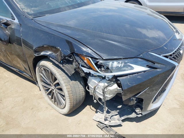 58ADA1C10NU017944 Lexus ES 300H
