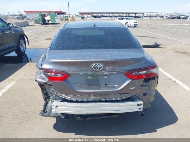 Toyota CAMRY LE 2022 4T1C11AK5NU635369 Image 16
