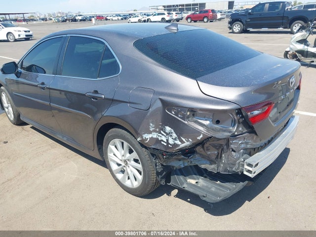 Toyota CAMRY LE 2022 4T1C11AK5NU635369 Image 3