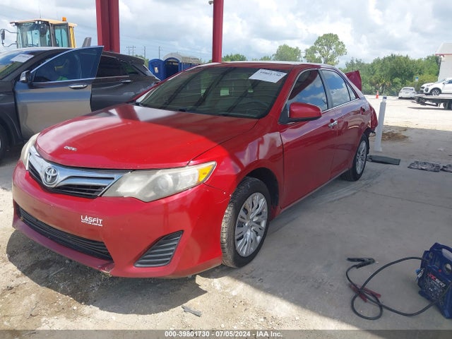 Toyota CAMRY LE 2014 4T1BF1FK3EU738795 Image 2