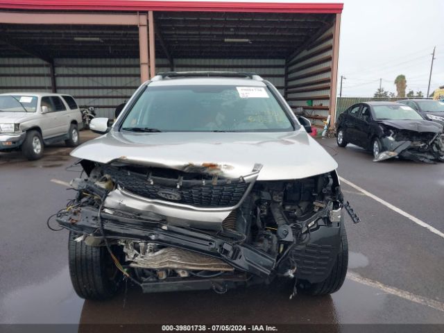 5XYKTDA76FG558635 KIA Sorento Lx V6