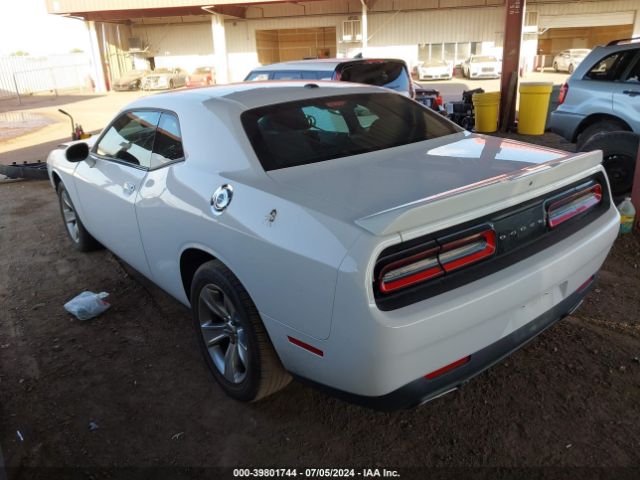 2021 DODGE CHALLENGER 2C3CDZAG3MH538635 Photo 2