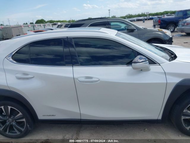JTHU9JBH4K2009838 Lexus UX 250H