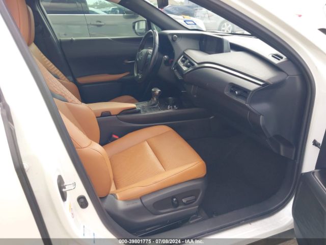 JTHU9JBH4K2009838 Lexus UX 250H