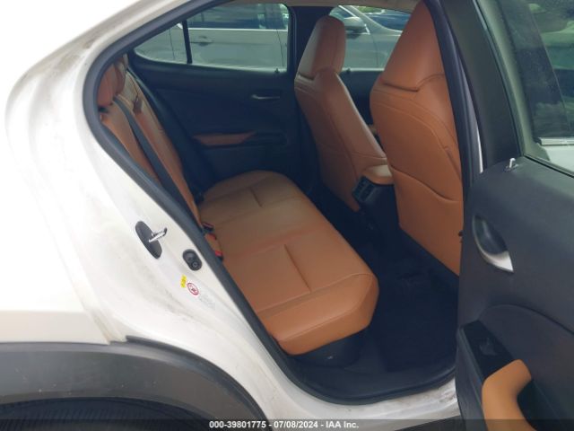 JTHU9JBH4K2009838 Lexus UX 250H