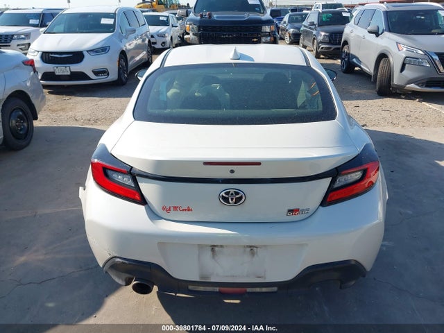 Toyota GR86 2022 JF1ZNBB15N9751680 Image 16