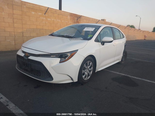 Toyota COROLLA LE 2021 5YFEPMAE5MP183524 Image 2