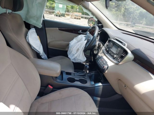 5XYPGDA35GG051217 KIA Sorento 2.4l Lx