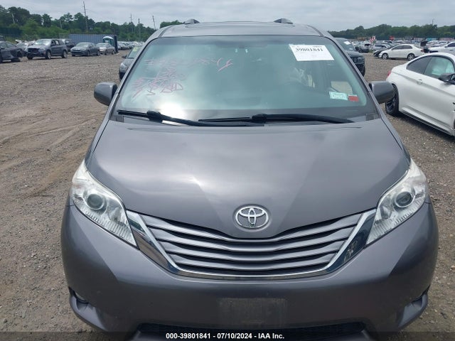 Toyota Sienna Xle 8 Passenger 2017 5TDYZ3DC7HS853468 Image 12