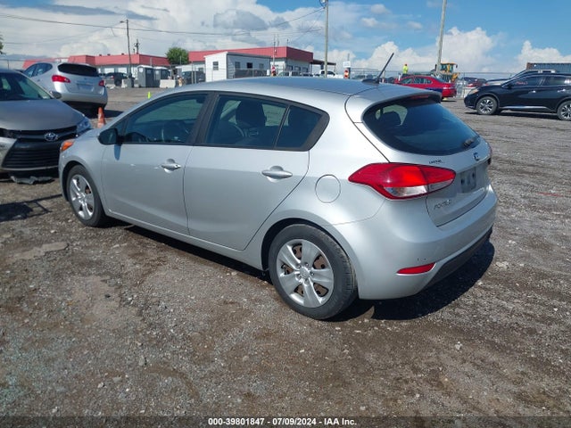 KIA FORTE LX 2016 KNAFK5A81G5647197 Image 3