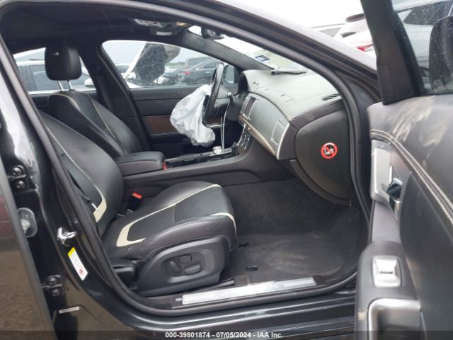 SAJWA0F71F8U60095 Jaguar Xf 3.0 Portfolio/3.0 Sport