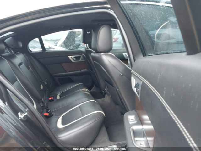 SAJWA0F71F8U60095 Jaguar Xf 3.0 Portfolio/3.0 Sport