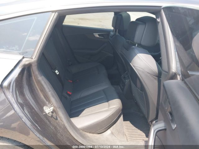 WAUENCF5XJA099396 Audi A5 2.0t Premium