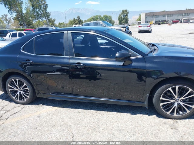 Toyota CAMRY SE 2018 4T1B11HK9JU626850 Image 14