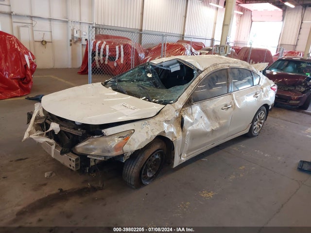 Nissan Altima 2.5 S 2015 1N4AL3AP2FC278176 Image 2