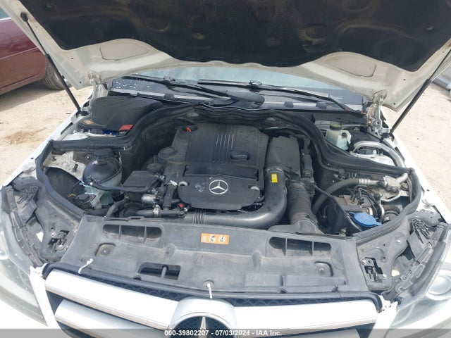 Продаж на аукціоні авто 2013 Mercedes-benz C 250, vin: WDDGJ4HBXDG053347, номер лоту: 39802207
