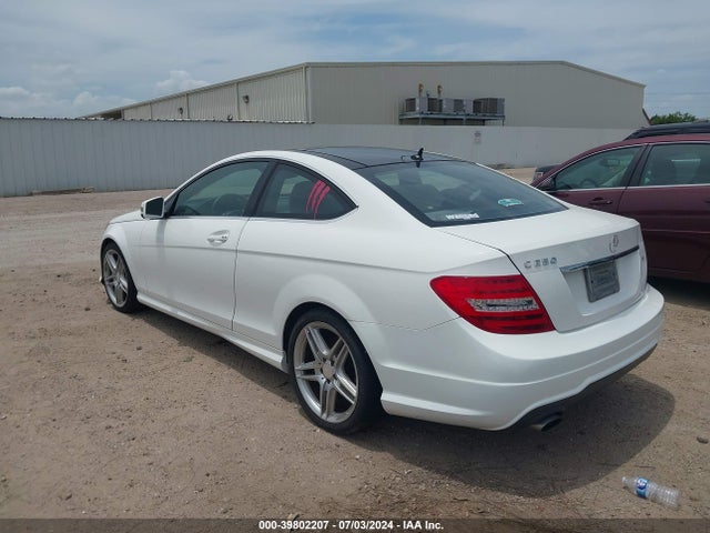Продаж на аукціоні авто 2013 Mercedes-benz C 250, vin: WDDGJ4HBXDG053347, номер лоту: 39802207