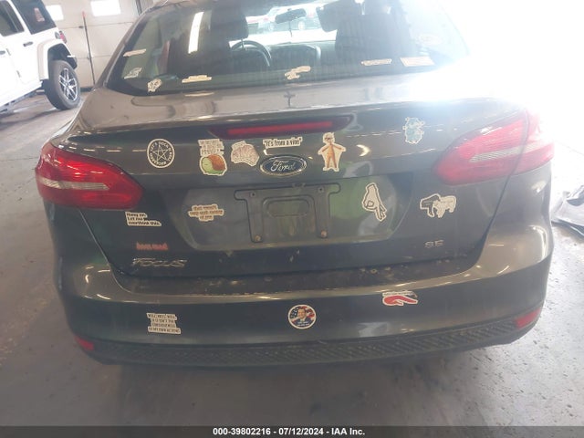 Ford FOCUS SE 2018 1FADP3F21JL327357 Image 16