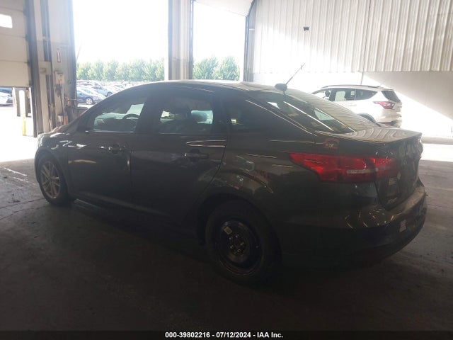 Ford FOCUS SE 2018 1FADP3F21JL327357 Image 3
