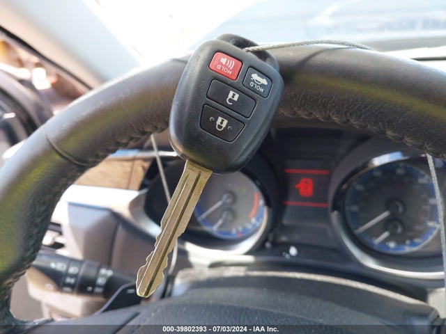 Toyota Corolla S 2015 5YFBURHE0FP235935 Image 11