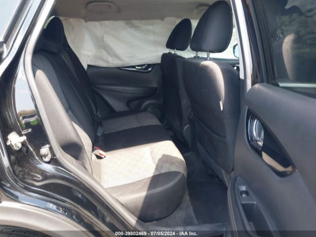 JN1BJ1CP4JW193405 Nissan Rogue Sport Sv