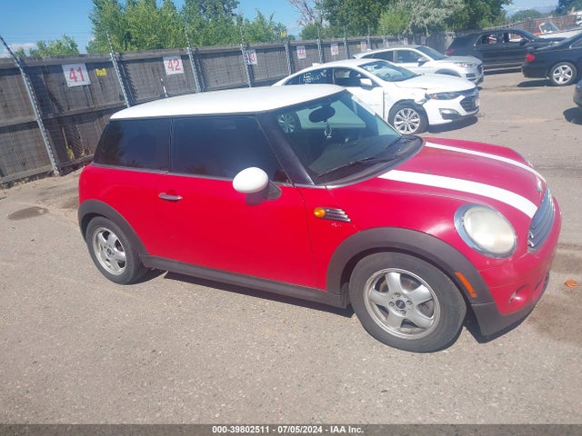 2008 MINI COOPER WMWMF33568TU68900 Photo 0