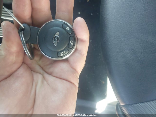 2008 MINI COOPER WMWMF33568TU68900 Photo 10