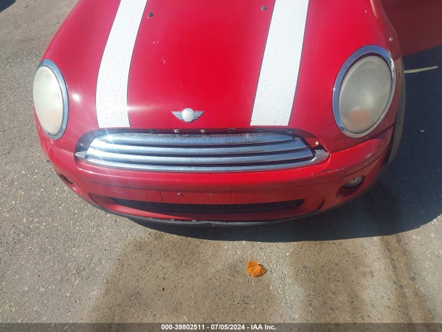 2008 MINI COOPER WMWMF33568TU68900 Photo 5