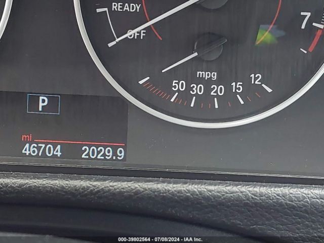 WBA8B9C58JEE82617 BMW 330I