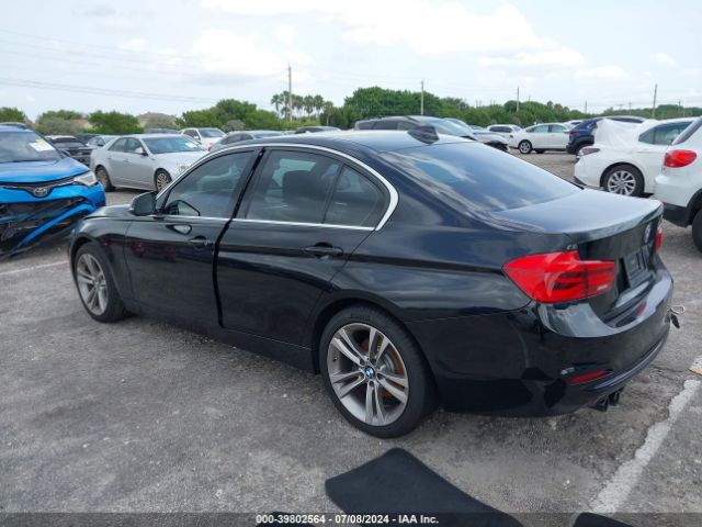 WBA8B9C58JEE82617 BMW 330I