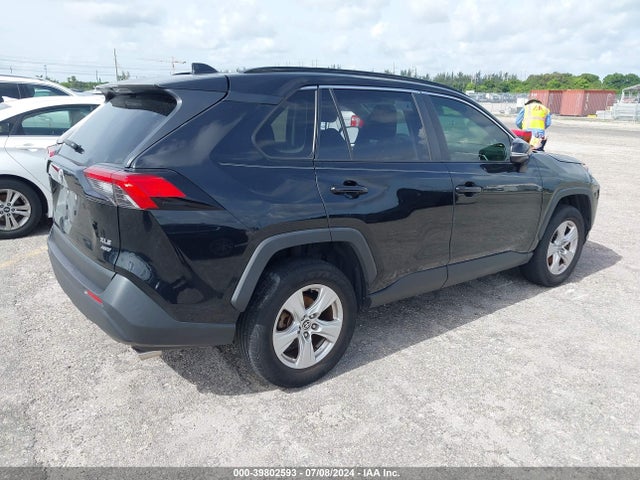 Toyota Rav4 Xle 2020 JTMP1RFV1LD059378 Image 4